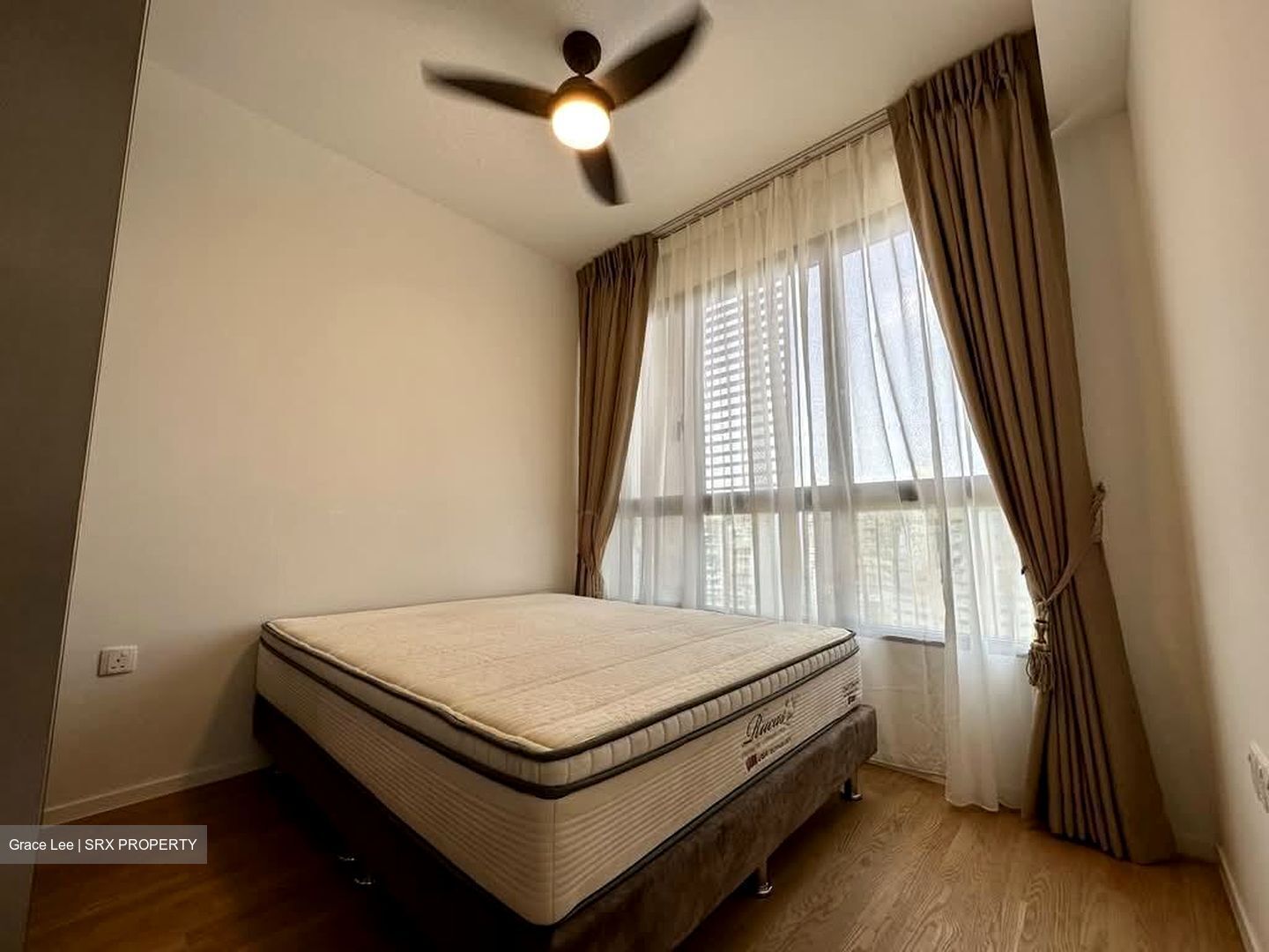 Avenue South Residence (D3), Apartment #532380521